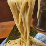 麺や而今 - 平打ち