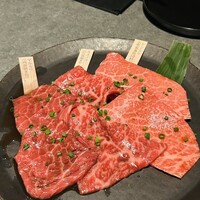 和牛焼肉キムズ Kim's ROPPONGI - 赤身3種盛(シンシン、カメノコ、マルカワ)