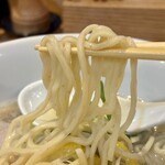 開運橋通 ふじ原 - 全粒粉を配合したストレート細麺