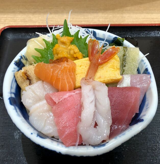 魚河岸処 仙 福島店（【旧店名】どん辰） - 福島（海鮮丼）の写真