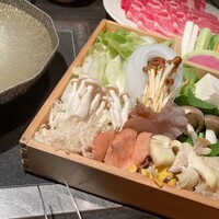 銀座しゃぶ輝 黒毛和牛しゃぶしゃぶ・すき焼き専門店 銀座本店 - 