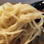 中華蕎麦 金魚 - 中細の麺