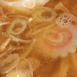 中華蕎麦 金魚 - 旨味満開のスープ