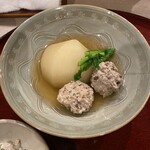 江戸前芝浜 - つみれ。気がつくと先付、椀もの、向付、強肴、焼物、酢の物、煮物と定石を外さず、過不足なく続き、しかも食べ疲れない布陣というのが素晴らしい。