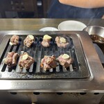 ホルモン ここから - 