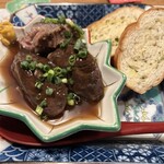 仁盛笑店 - 豚ほほ肉の赤ワイン煮