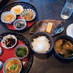 266771498 - 和朝食
