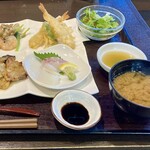 吉風 - お味噌汁にはアサリが潜んでます