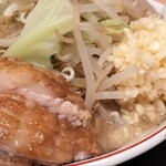 豚山 仙台駅前店 - 小ラーメン（ニンニク野菜マシマシ）