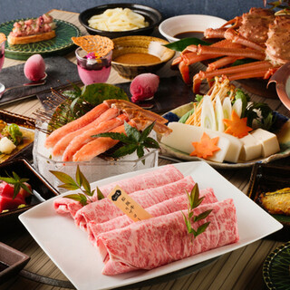 使用當季食材的本店自豪的涮涮鍋與壽喜燒套餐