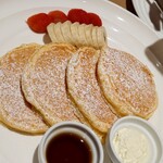 サラベス ルミネ新宿店 - 