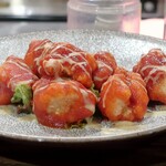 トリワイン ＰＩＫＯＳＨＨＨＵ - バッファローチキンソースからあげ