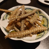 炭焼きうなぎ・かしわ 登河 - 骨せんべい