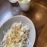 リストランテ ROCCO - カレーハンバーグドリアにつくサラダとスープ