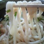 手打うどん長兵衛 - 生醤油うどん（冷）大盛り