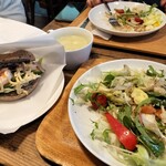 ヒグベーグル&カフェ - 