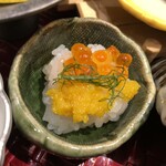 人形町今半 - ひと口ちらしは唐墨にいくらを乗せて