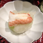 人形町今半 - シャインマスカットと蟹の梨酢和え