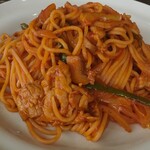 ニューフライパン - ナポリタンをオーダー。セットものについてくるナポリタンより具の量、種が豊かです。