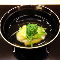 赤坂 浅田 - お椀・ほたるいかが丸ごと入る真薯