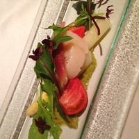 Cucina Italiana 東洞 - 貝柱とアスパラガスの前菜
                