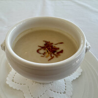 東京會舘 銀座スカイラウンジ - 栗とセロリのポタージュ