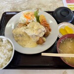 お食事処ちよ - 定食全景