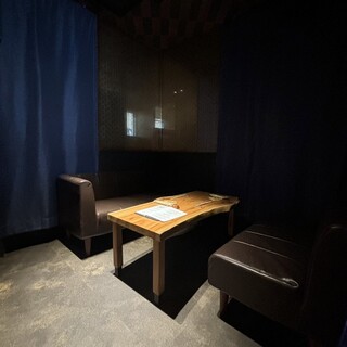 向かい合わせでのセットも可能です。コメント欄やお電話でお伝えください。
