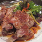 ジュイップ - 豚肉の炭火焼き