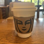 スターバックスコーヒー - ドリンク写真:そこの美人さん、あなたはどこの国の方ですか?