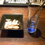 Bar Agit - チャームのピーナッツ￥３００☆♪