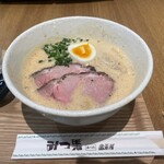 ラーメン家 みつ葉  - 
