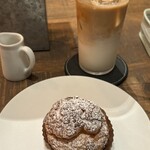 エミリー・フローゲ - 