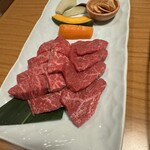 炭火焼肉たけさん亭 - 赤身3種盛り