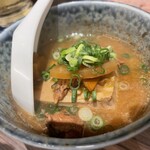 立ち呑み ソメアカ - あら煮込み豆腐（慈悲）