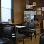 ワンモア - 店内