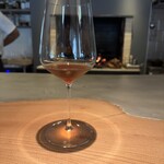 MANO - ドリンク
      ・ノンアルコールのスタウトビールに
      ・飴色玉ねぎのシロップを合わせて