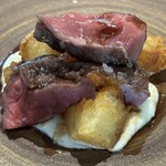 MANO - ・焦がしねぎのオイル
      ・子供の猪の薪火焼き
      ・フライドポテト
      ・ネギのピュレ