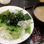 かつや - 豚汁とサラダ 275円