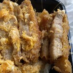 ワタナベ食品 直売店 - 2024/10/11
      カツ丼 449円