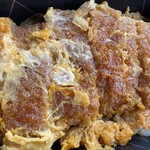 ワタナベ食品 直売店 - 2024/10/11
      カツ丼 449円