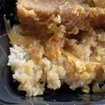 ワタナベ食品 直売店 - 2024/10/11
      カツ丼 449円