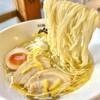 泡系しおとんこつラーメン べらしお 総本店