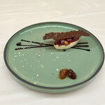 ブノワ・ニアン 銀座 - 