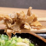 かわち麺蔵 - 牛かす、にゅ〜〜ん！