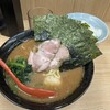 横浜ラーメン 武蔵家 御茶ノ水店