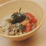 赤坂おぎ乃 - 追加素材でのお代わり炊き込みご飯:マグロ、きんぴら、じゃこ