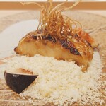 赤坂おぎ乃 - アカムツ(のどぐろ)の甘辛焼き:酢味噌、揚げ舞茸、イチジク、和栗すりおろし