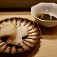 不動前 すし 岩澤 - 鮑の唐揚げ 肝ソース