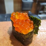 東寿し - いくら